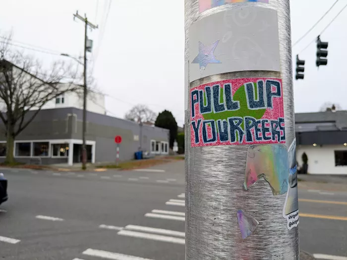 Slog AM: SPD Says Sorry, Tree Activist Protests in 80-Foot-High Fir, White Sox Fan Becomes Pope